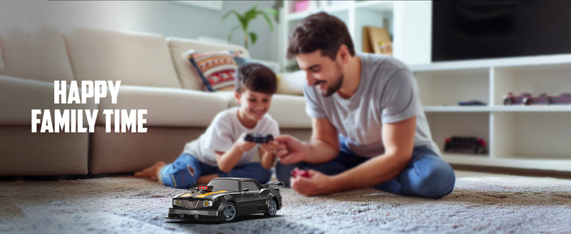 Auto da drift RC RACENT in scala 1:16, auto telecomandata 2.4Ghz 4WD 18KM/H con nebbia spray, 2 batterie